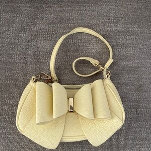 Chic Cream Bow Clutch